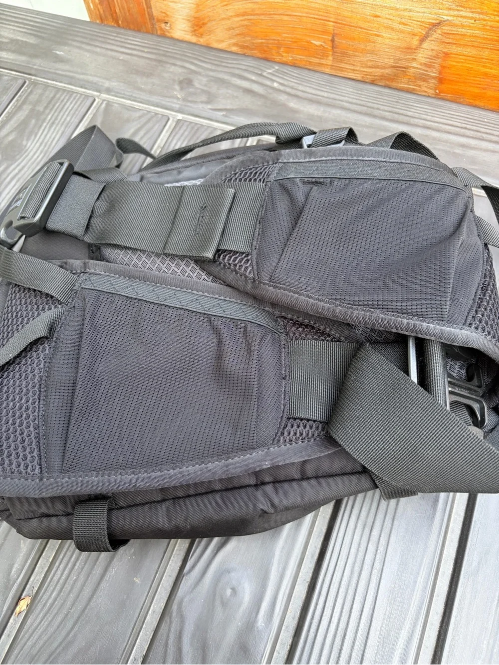 Mountainsmith 8L TLS Tour Black Lumbar Pack Removable Shoulder Strap Unisex EUC